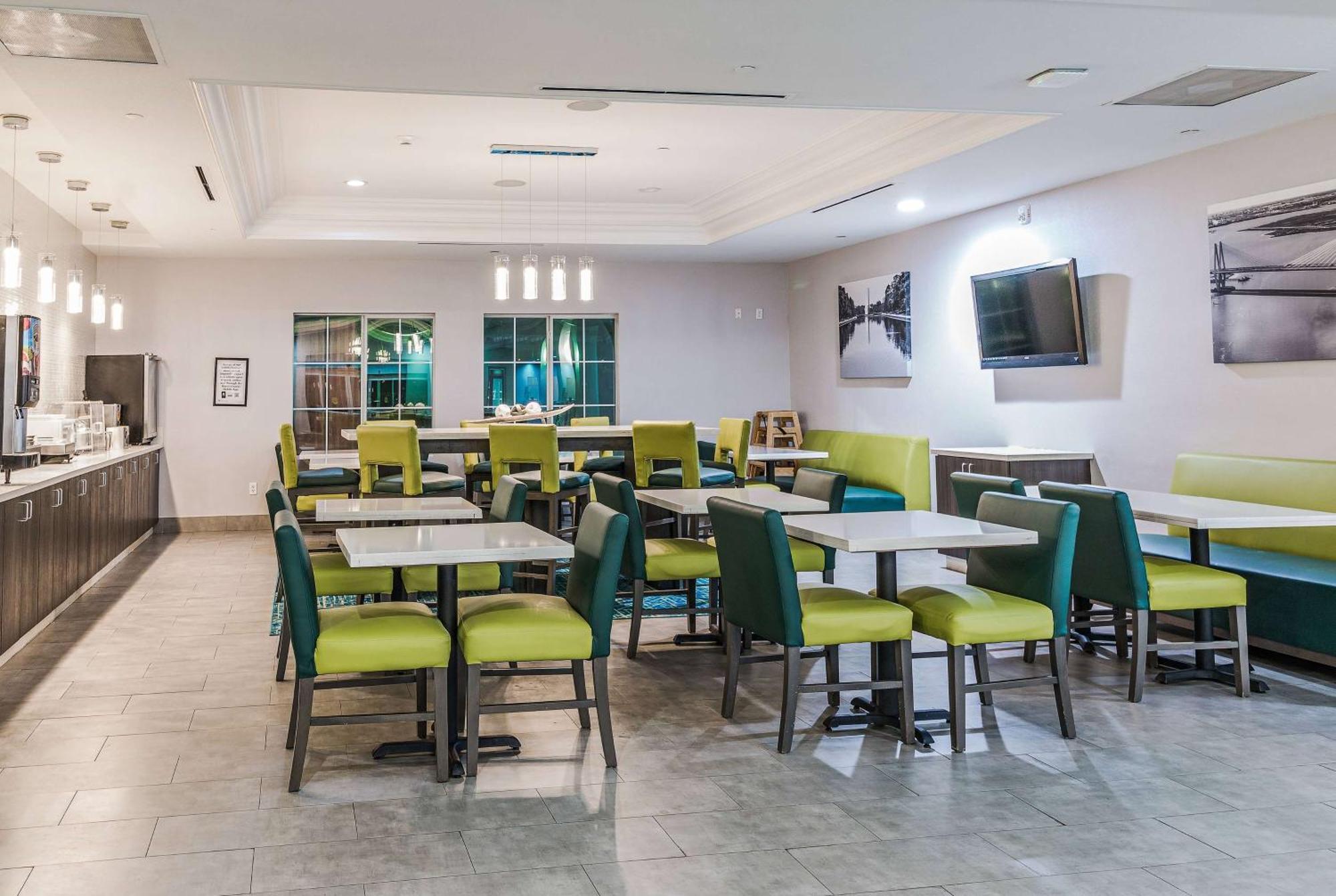 La Quinta By Wyndham Tomball