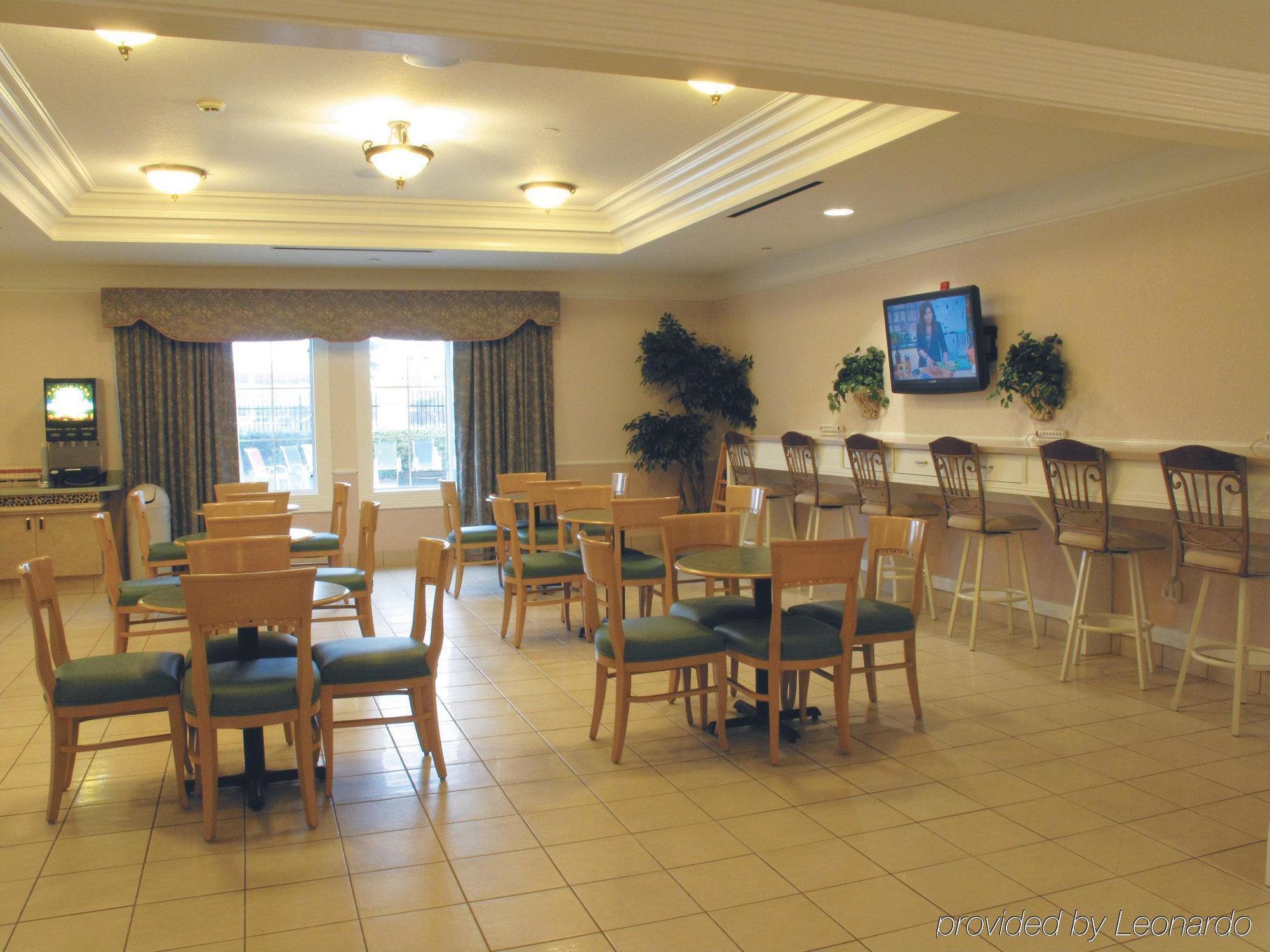 La Quinta By Wyndham Hotel