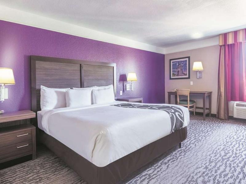 Hotel La Quinta By Wyndham 3*