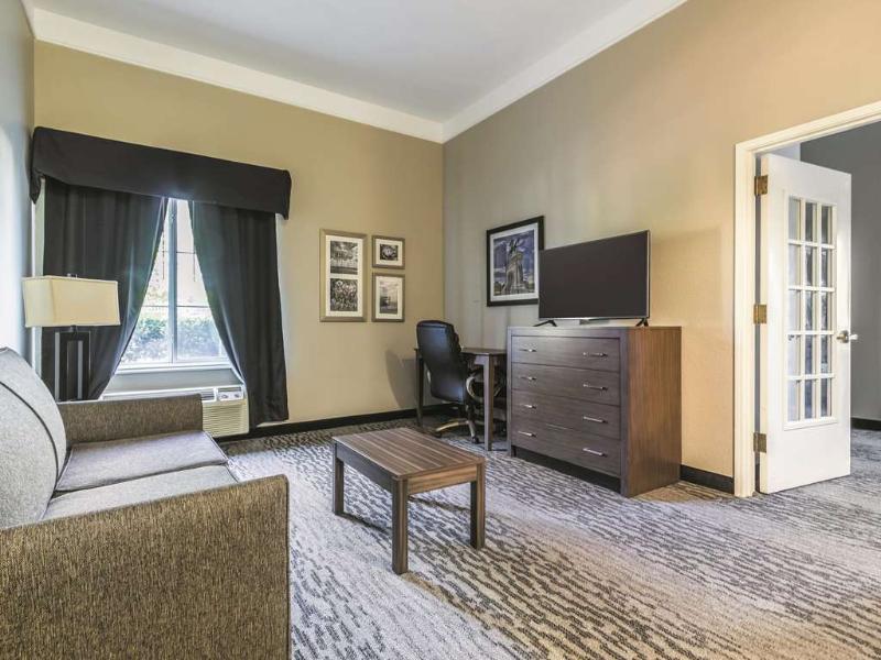 La Quinta By Wyndham Hotel Tomball