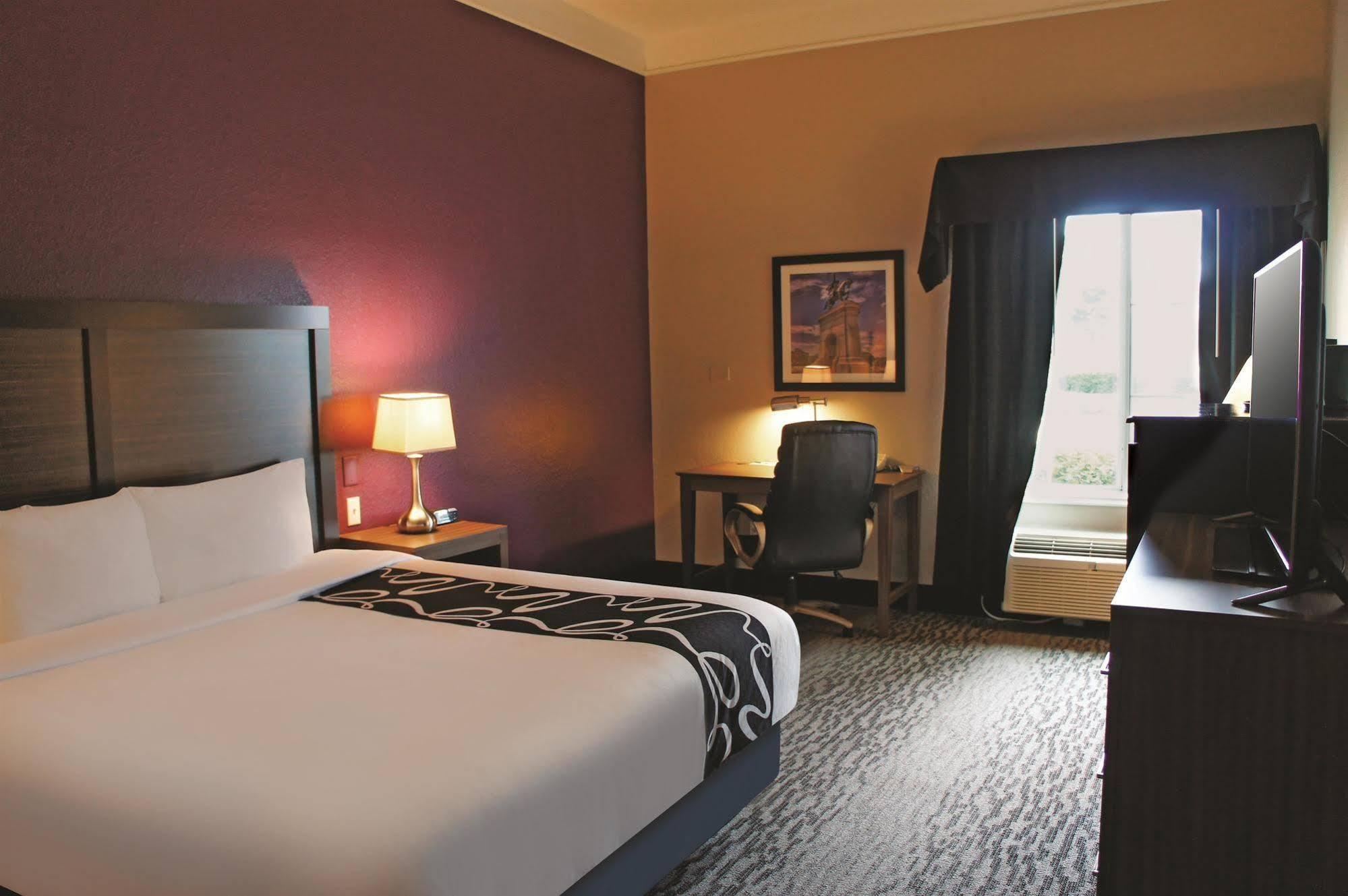 La Quinta By Wyndham Hotel Tomball